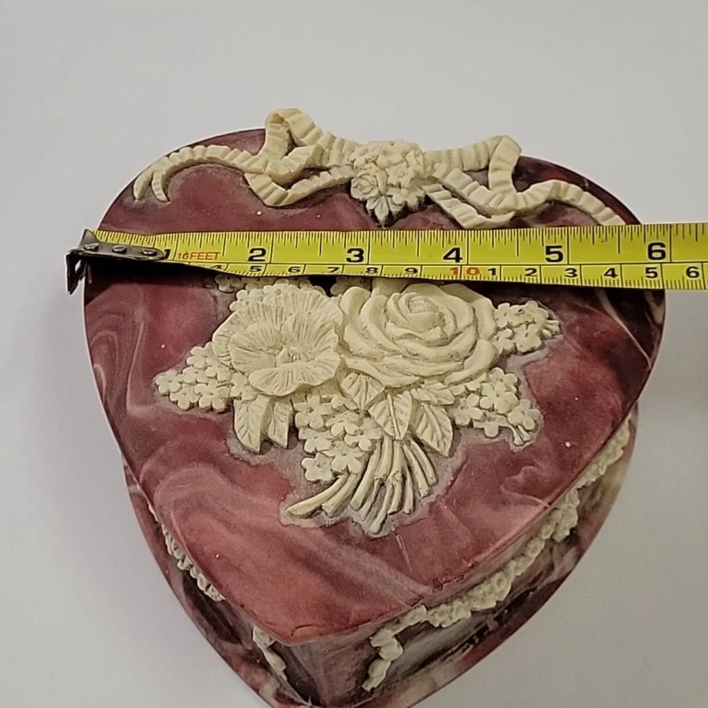 Vintage Incolay Heart Box with Carved Roses and Ribbon, Incolay Studios